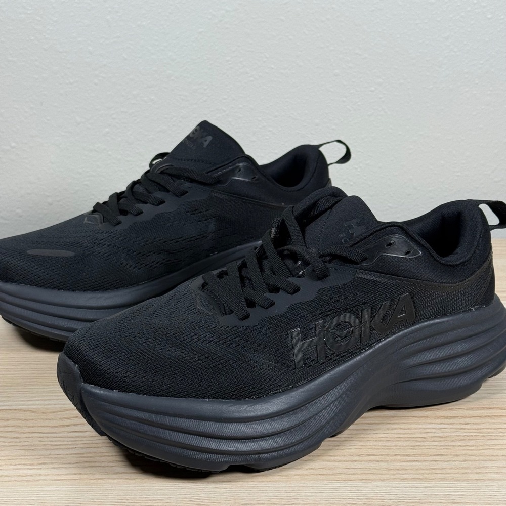 Hoka Bondi 8 Mens Size 8 D Black Running Shoes Triple Black - NEW